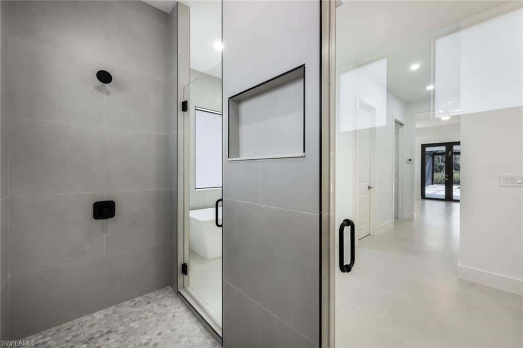 2806 Golden Gate Blvd, Naples, photo 22