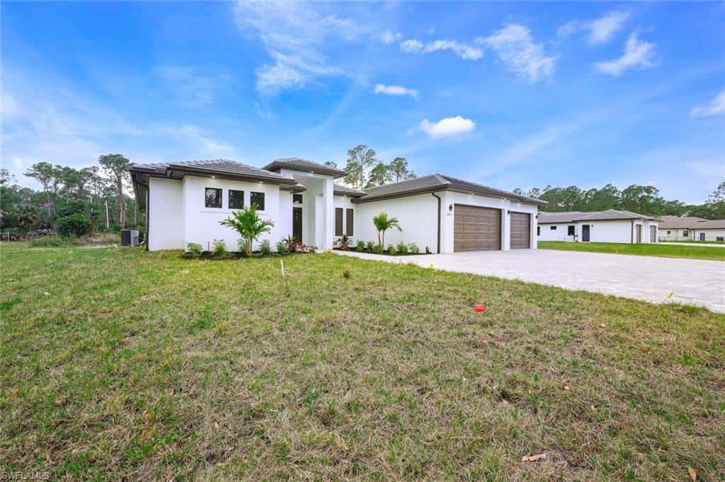 2806 Golden Gate Blvd, Naples, photo 7