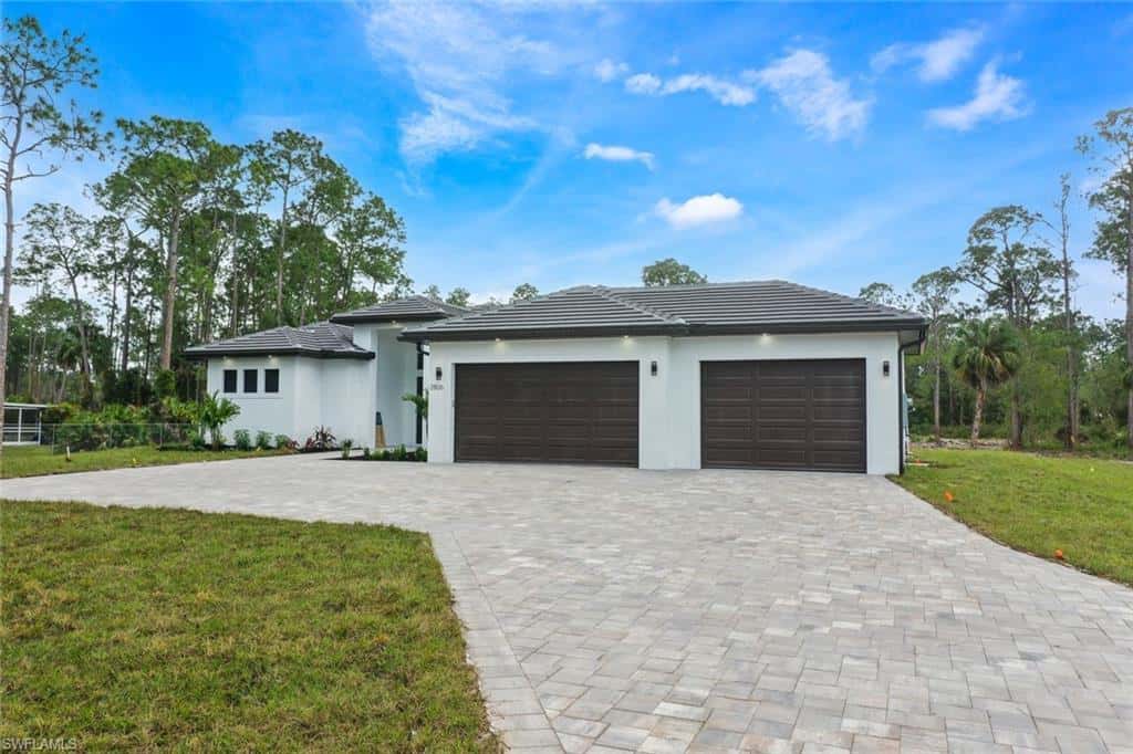 2806 Golden Gate Blvd, Naples, photo 37