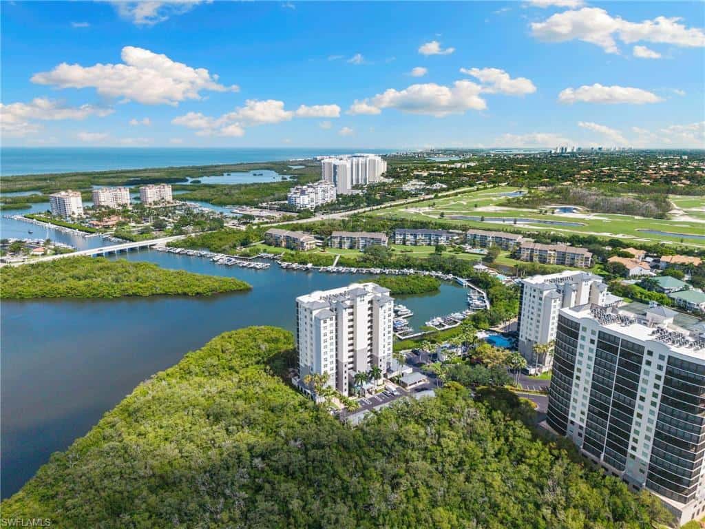 420 Cove Tower Dr #804, Naples, photo 6