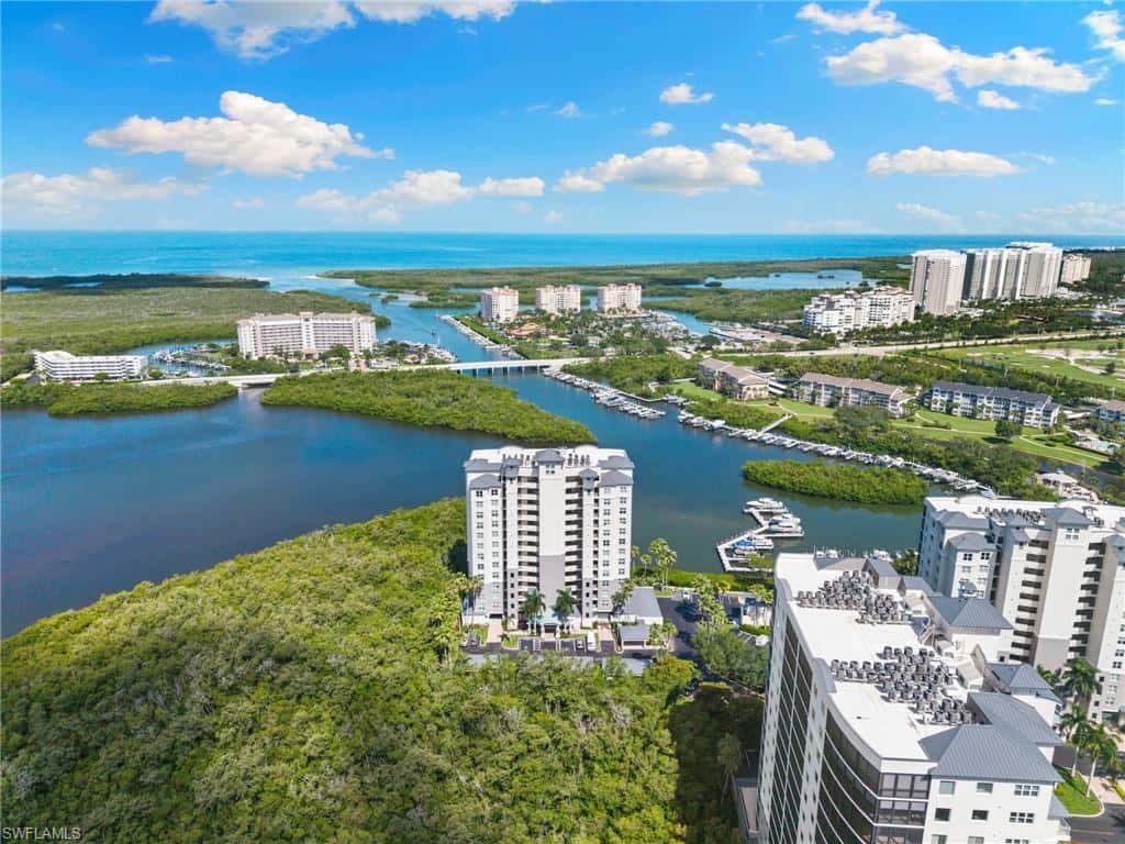 420 Cove Tower Dr #804, Naples, photo 32