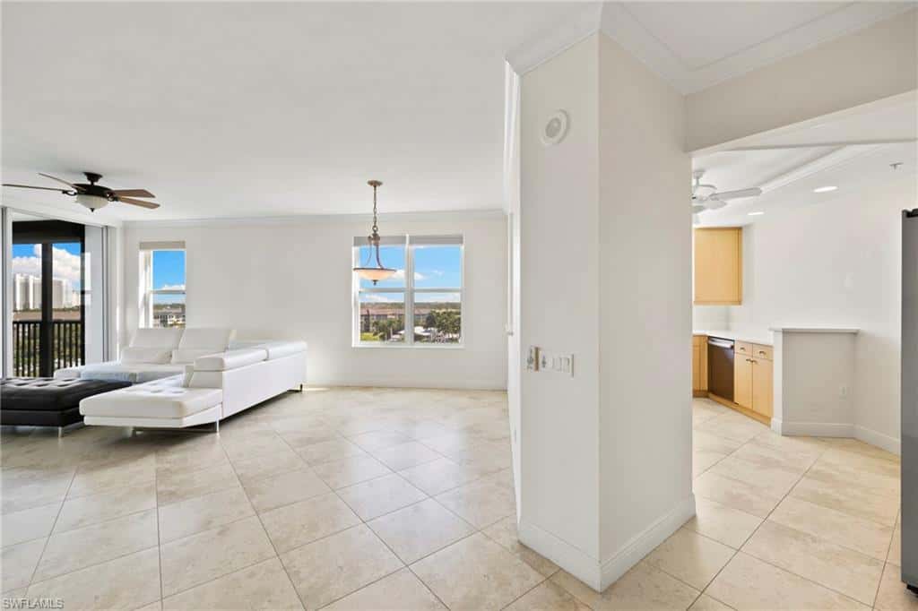 420 Cove Tower Dr #804, Naples, photo 24