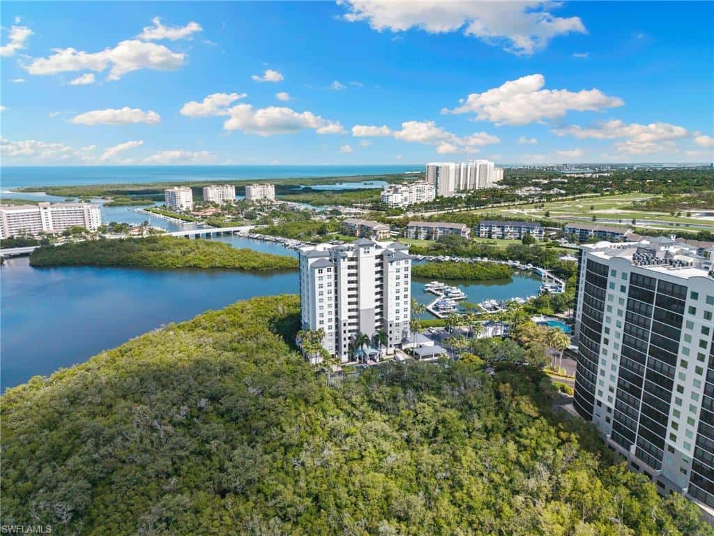 420 Cove Tower Dr #804, Naples, photo 35