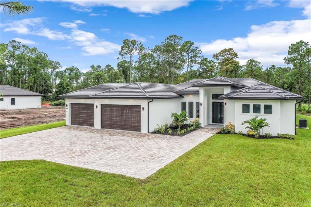2840 Golden Gate Blvd, Naples, photo 7