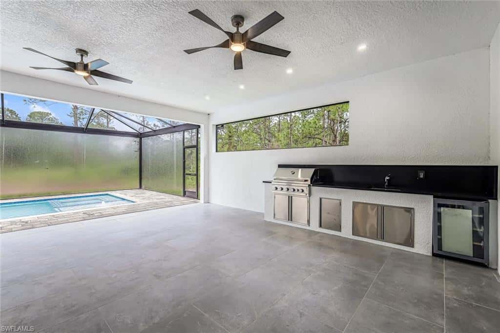 2840 Golden Gate Blvd, Naples, photo 18