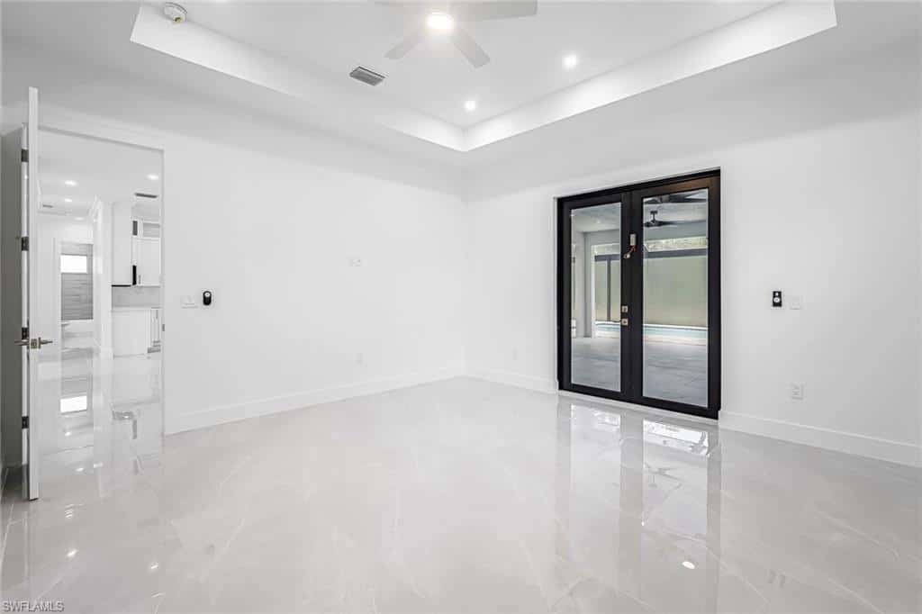 2840 Golden Gate Blvd, Naples, photo 21