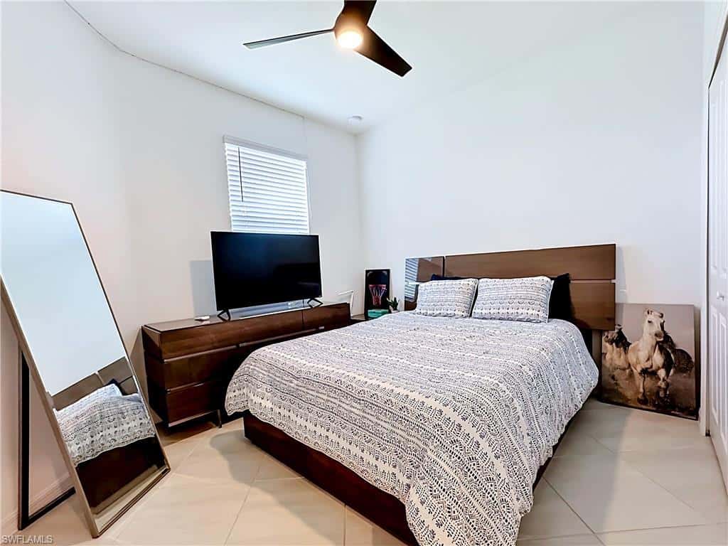 2558 Vine Ave, Naples, photo 23