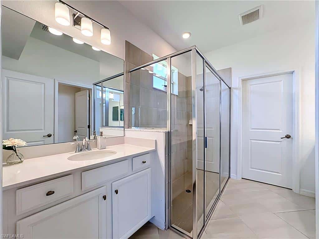 2558 Vine Ave, Naples, photo 27