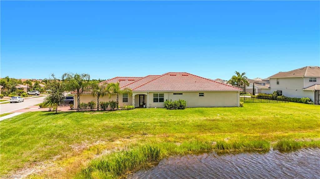 2558 Vine Ave, Naples, photo 31