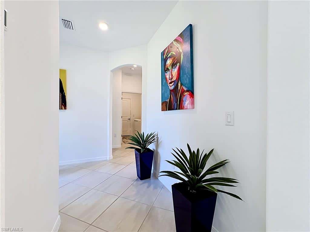 2558 Vine Ave, Naples, photo 9