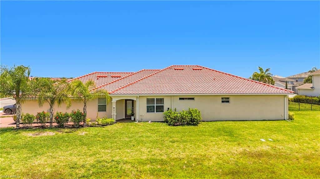 2558 Vine Ave, Naples, photo 33