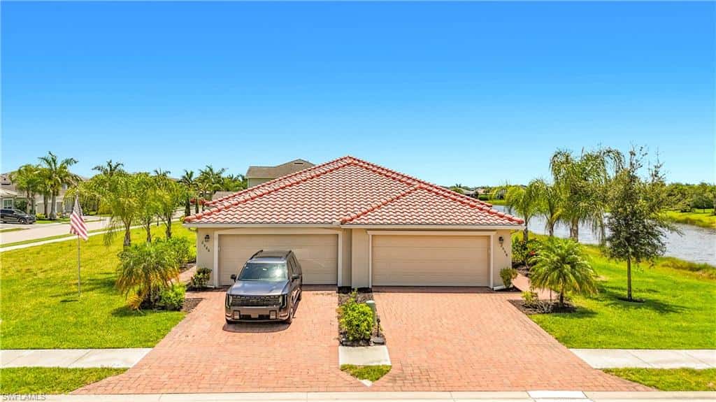 2558 Vine Ave, Naples, photo 4