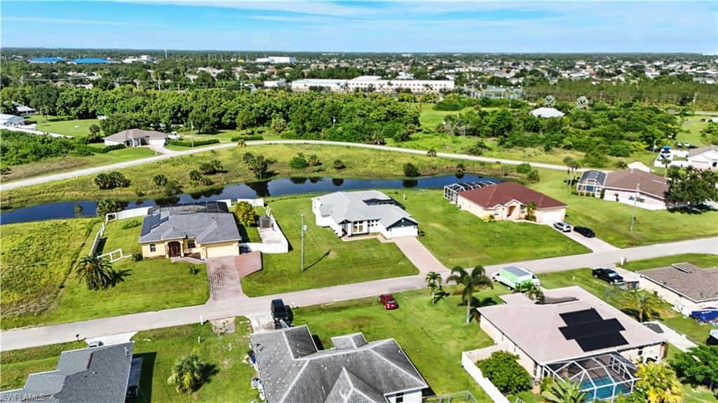 3933 18th St, Lehigh Acres, photo 5