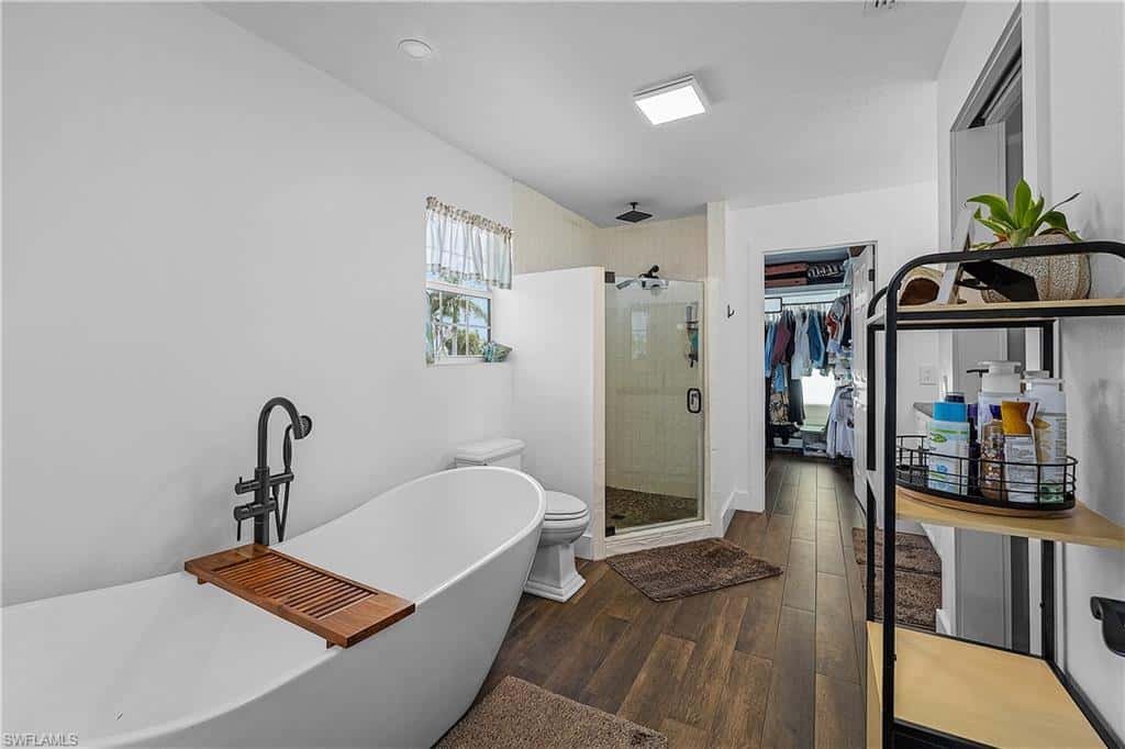 2551 Tamarind St, St. James City, photo 14