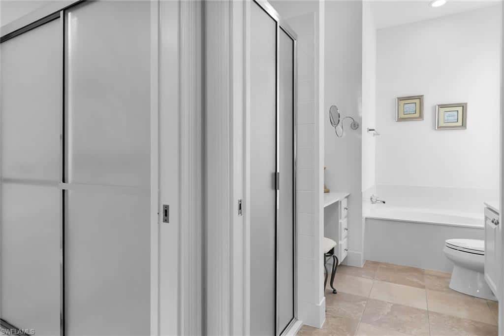 7935 Valentina Ct, Naples, photo 22