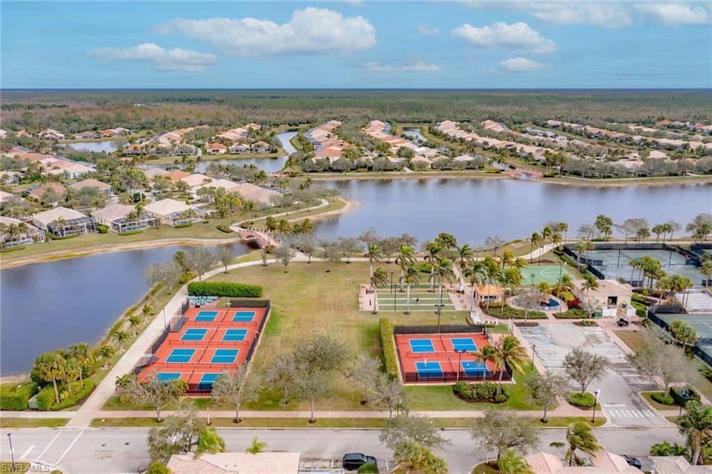 7935 Valentina Ct, Naples, photo 36