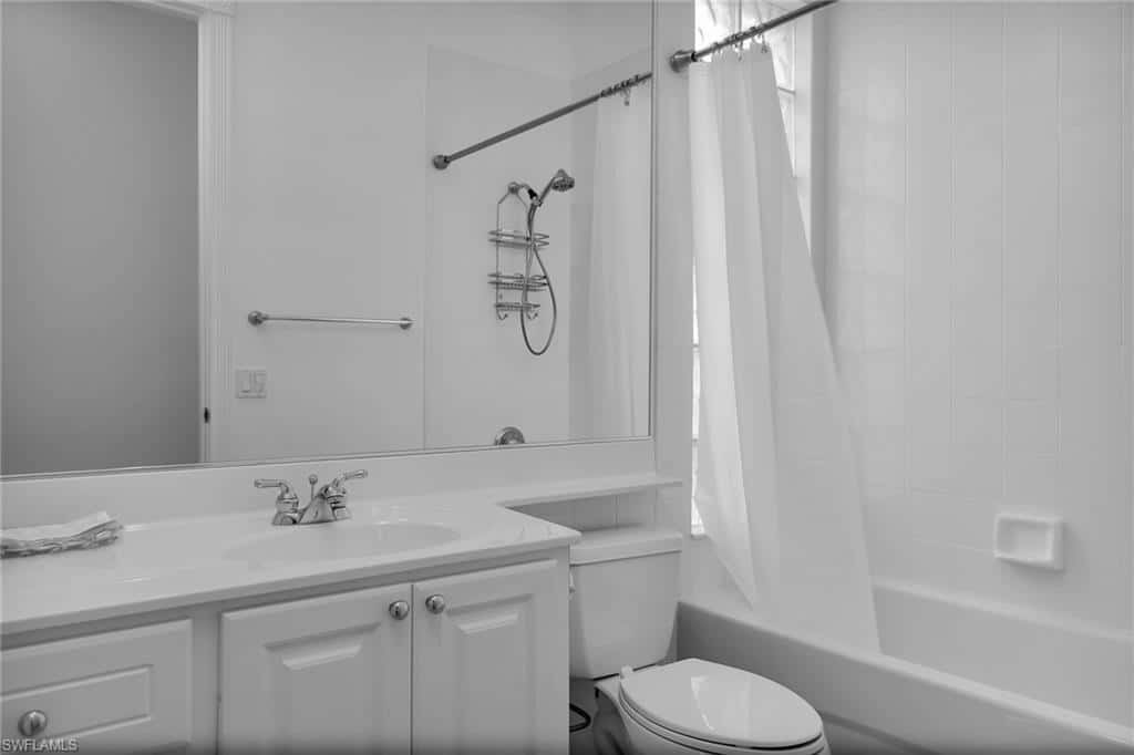 7935 Valentina Ct, Naples, photo 25