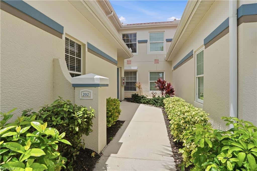 10871 Crooked River Rd #202, Estero, photo 30
