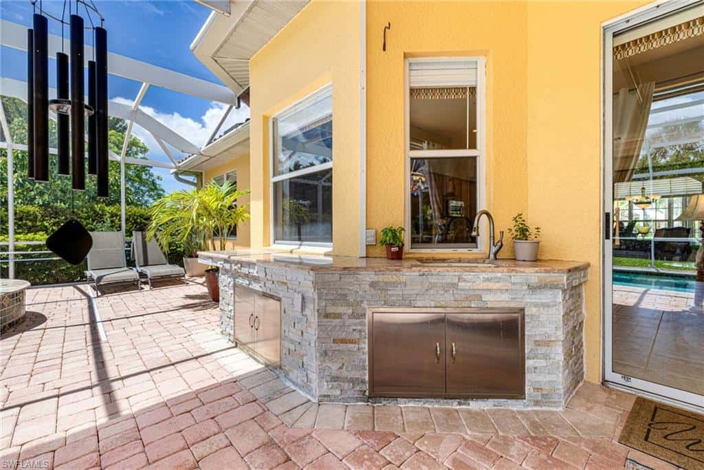 9836 Los Altos Ct, Fort Myers, photo 5