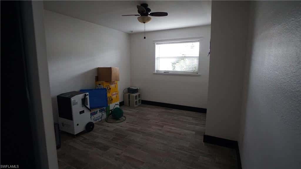 544 Bayside Dr, Fort Myers, photo 17