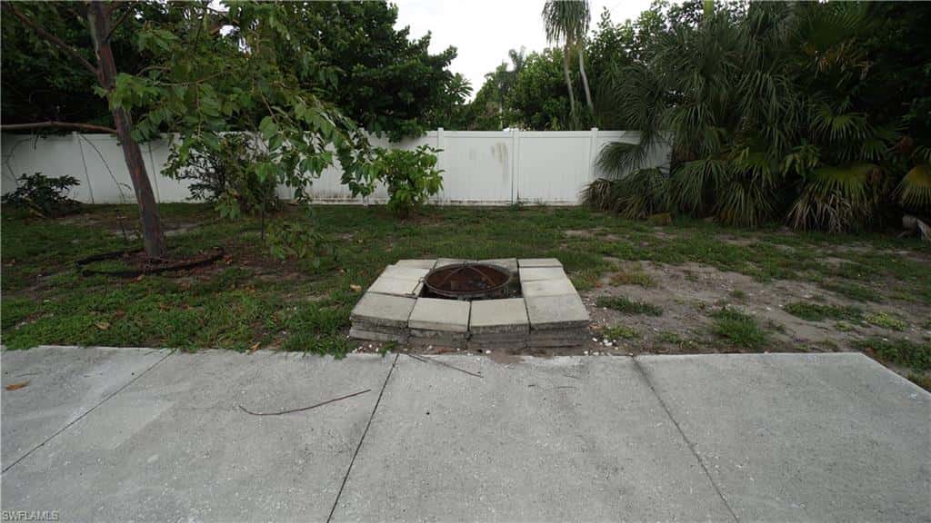 544 Bayside Dr, Fort Myers, photo 32