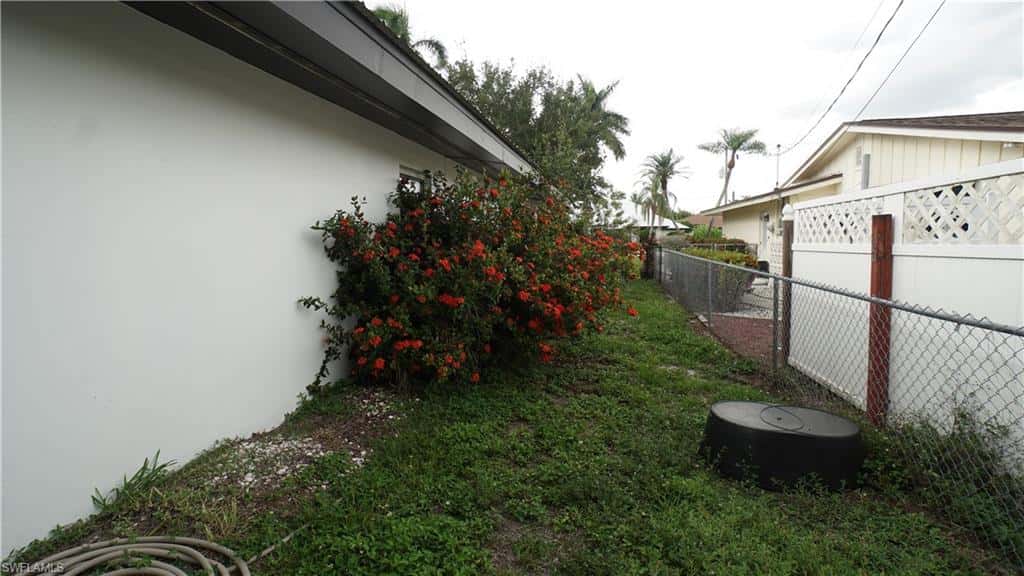 544 Bayside Dr, Fort Myers, photo 28