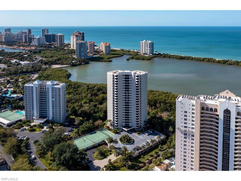5555 Heron Point Dr #902, Naples, photo 12