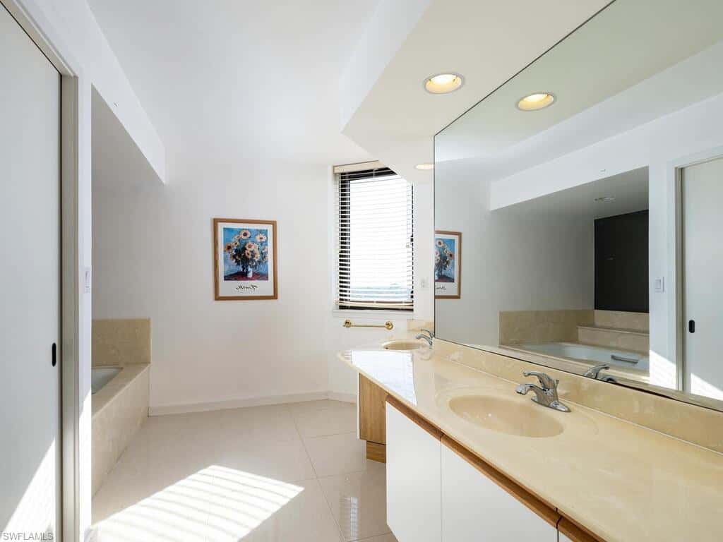 5555 Heron Point Dr #902, Naples, photo 7