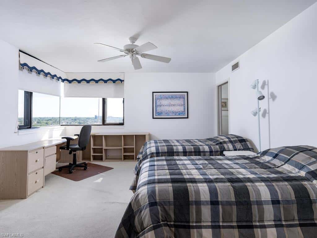 5555 Heron Point Dr #902, Naples, photo 8