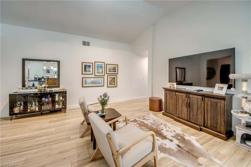 9910 Laketree Ct, Fort Myers, photo 9