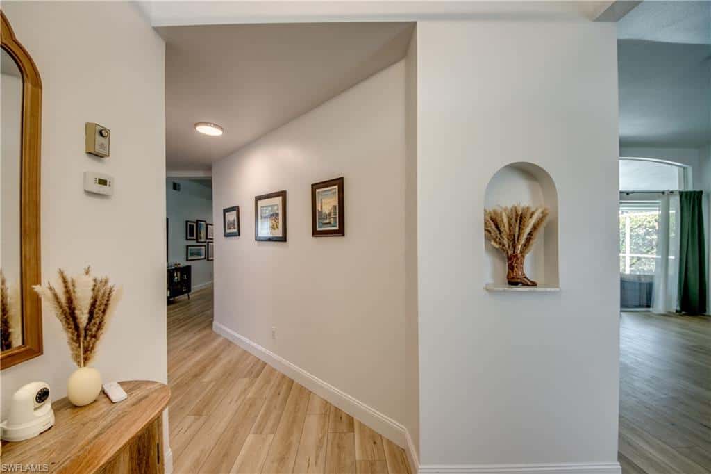 9910 Laketree Ct, Fort Myers, photo 4