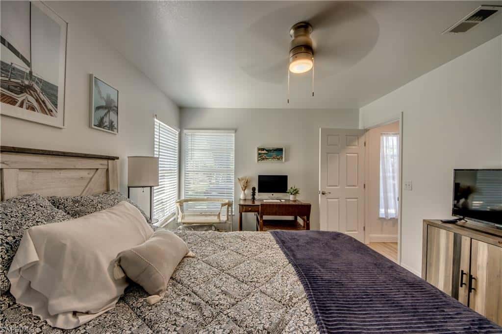 9910 Laketree Ct, Fort Myers, photo 20