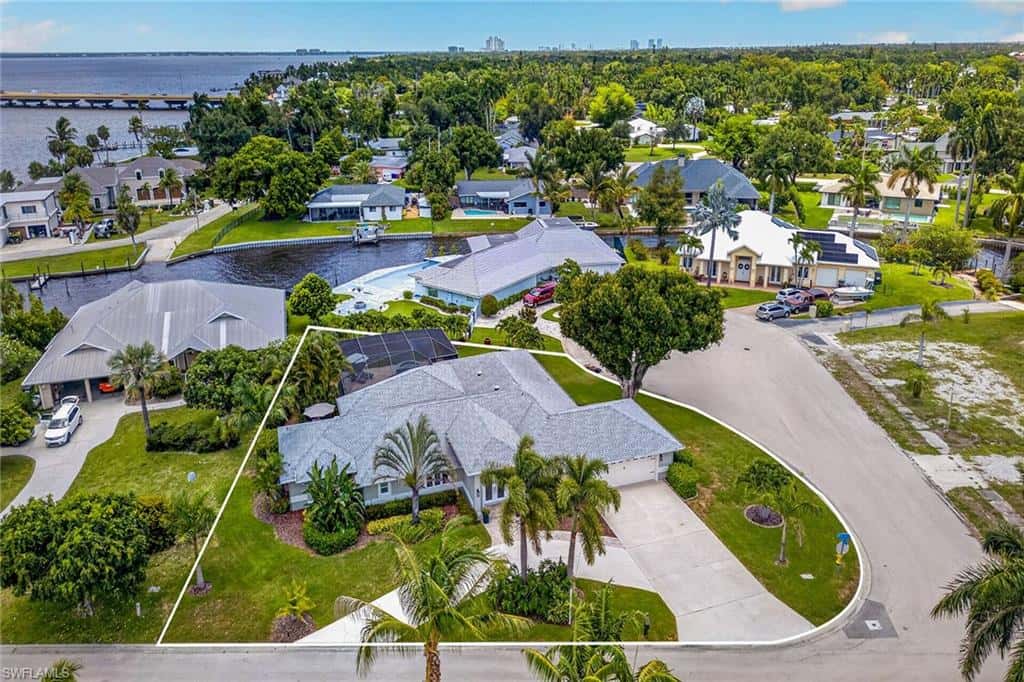 8390 Riviera Ave, Fort Myers, photo 45