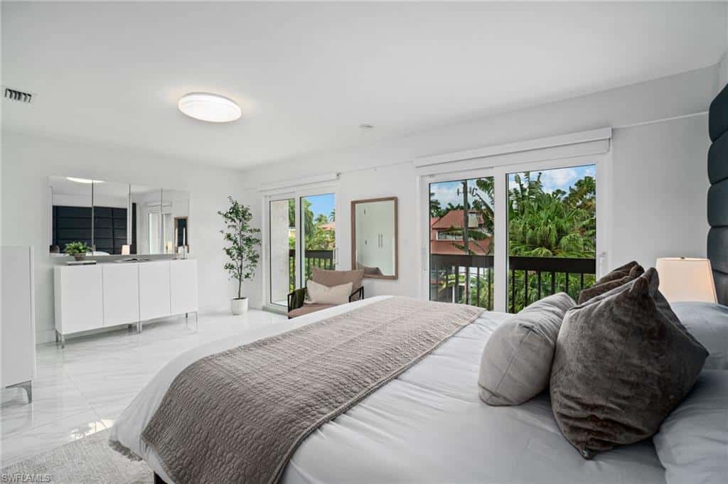 995 9th Ave #4, Naples, photo 27