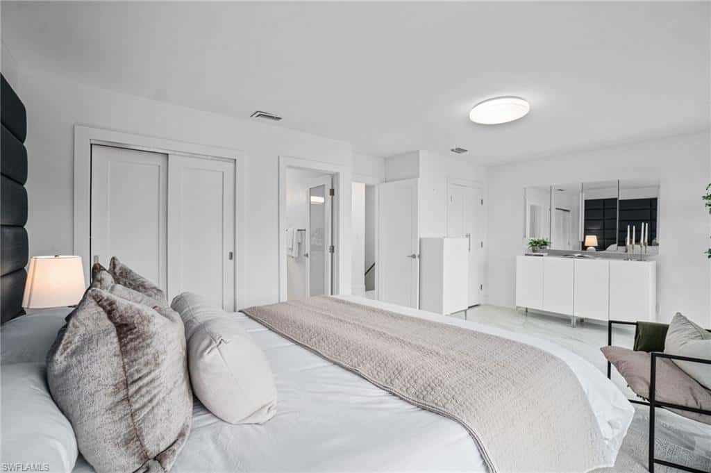 995 9th Ave #4, Naples, photo 28