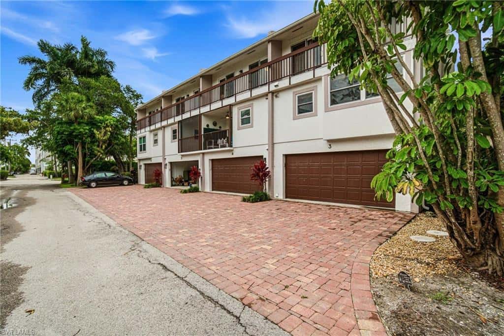 995 9th Ave #4, Naples, photo 41