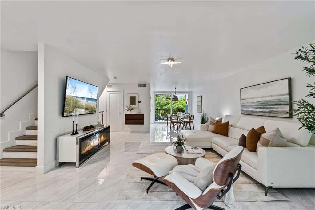 995 9th Ave #4, Naples, photo 4