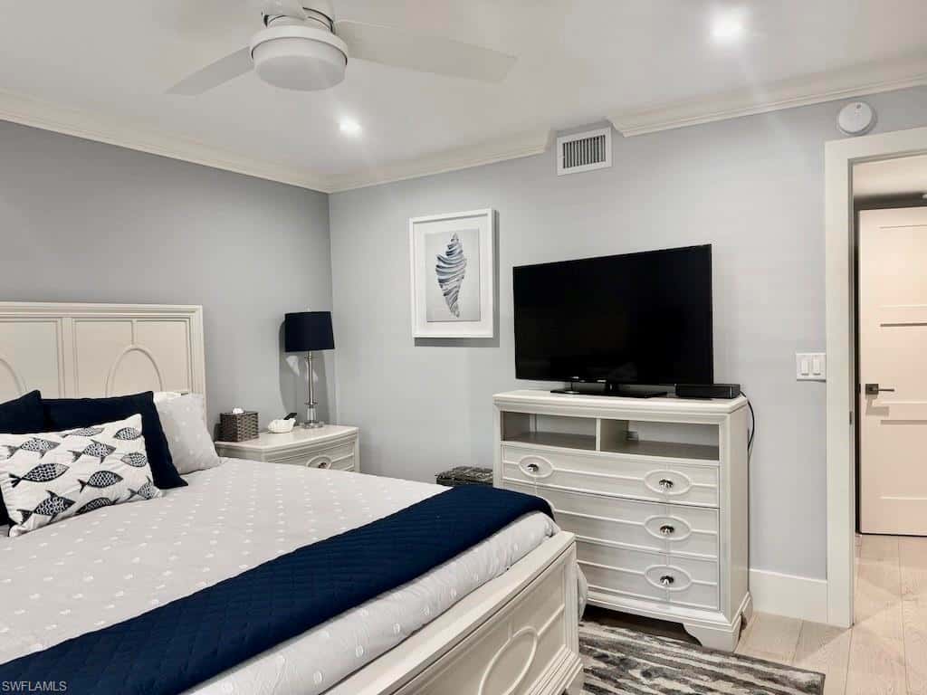 225 5th Ave #103, Naples, photo 23