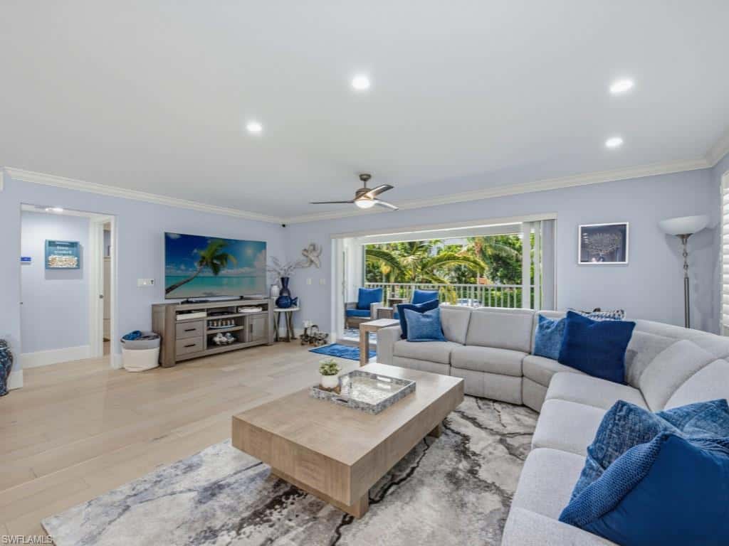 225 5th Ave #103, Naples, photo 10