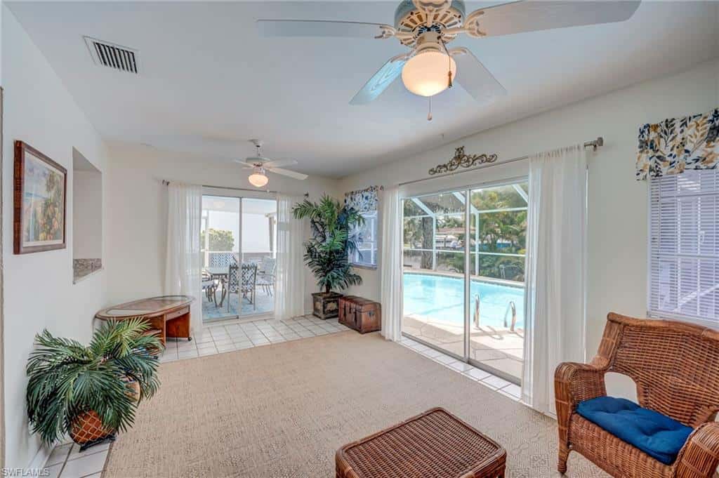 1914 Ottersrest Ln, Cape Coral, photo 14