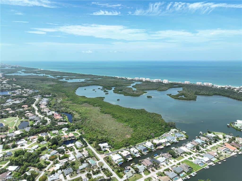 202 6th St, Bonita Springs, photo 47