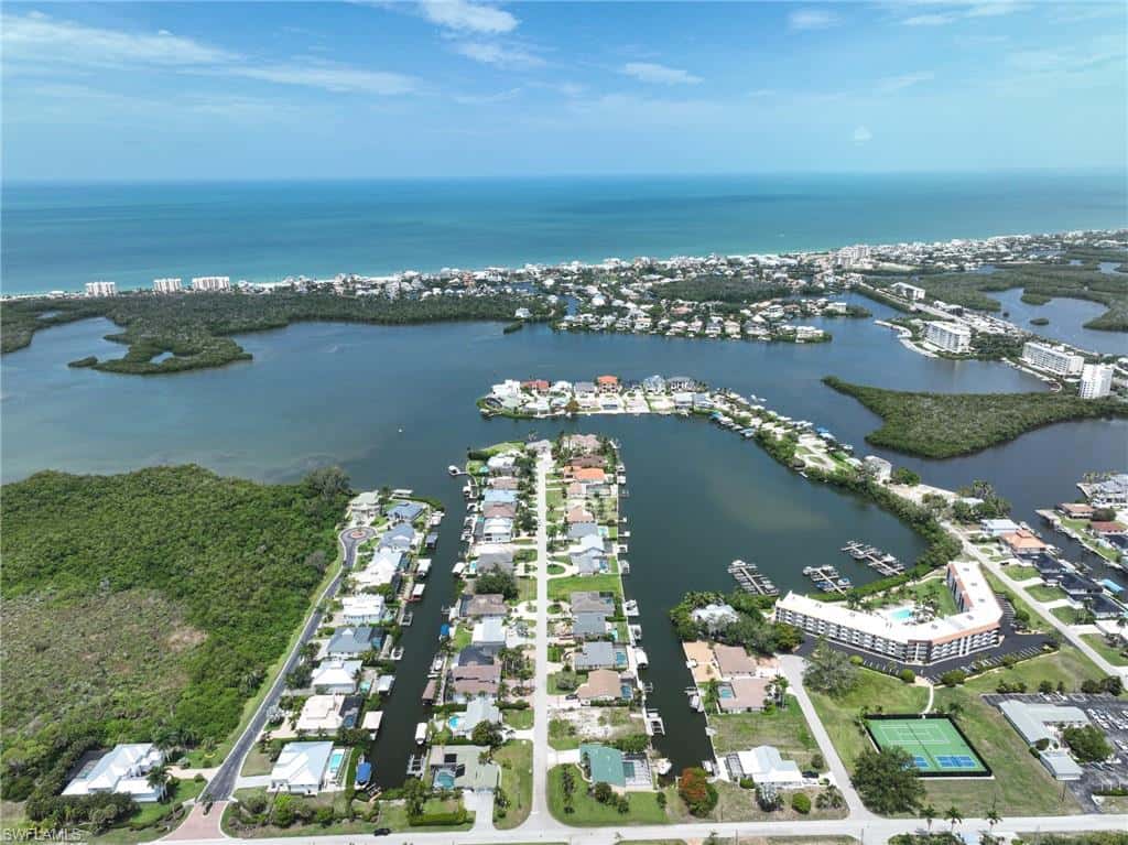202 6th St, Bonita Springs, photo 45