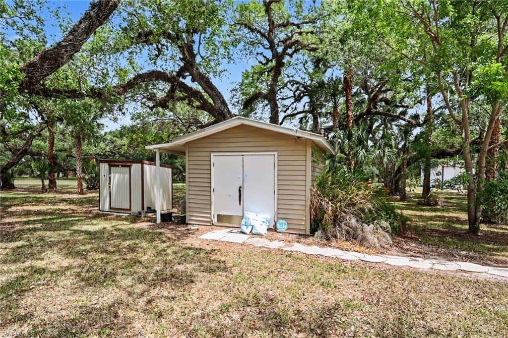 0 Frontier Cir, Labelle, photo 24