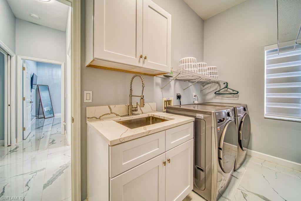 946 23rd Pl, Cape Coral, photo 27