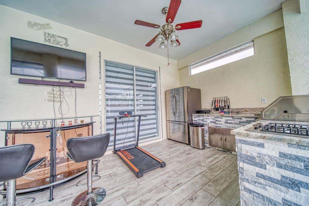 946 23rd Pl, Cape Coral, photo 44