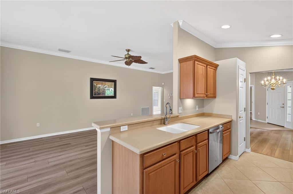 9550 Hemingway Ln, Fort Myers, photo 7