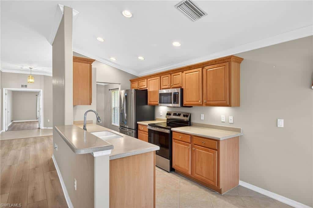 9550 Hemingway Ln, Fort Myers, photo 5