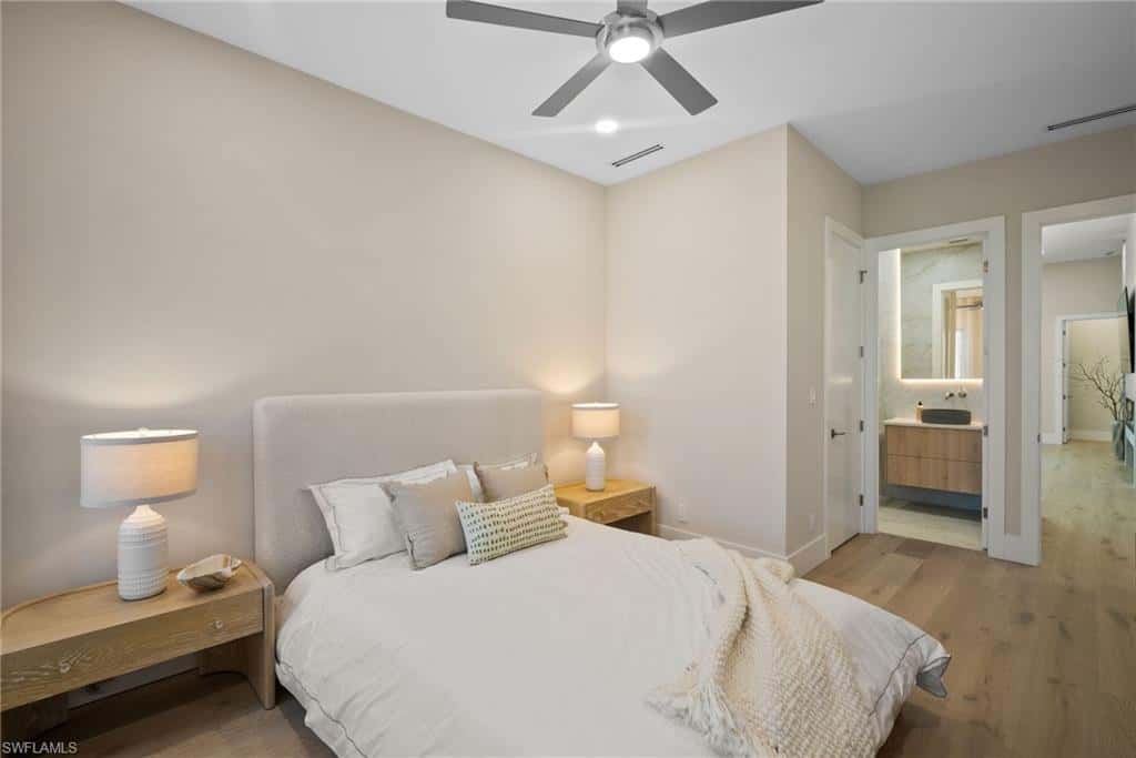 1364 Cypress Woods Dr, Naples, photo 34