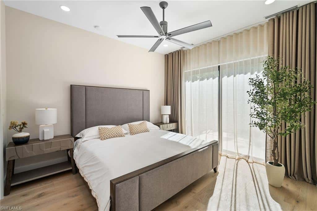 1364 Cypress Woods Dr, Naples, photo 39
