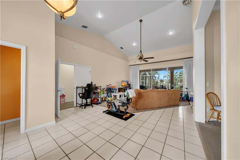 16971 Timberlakes Dr, Fort Myers, photo 32